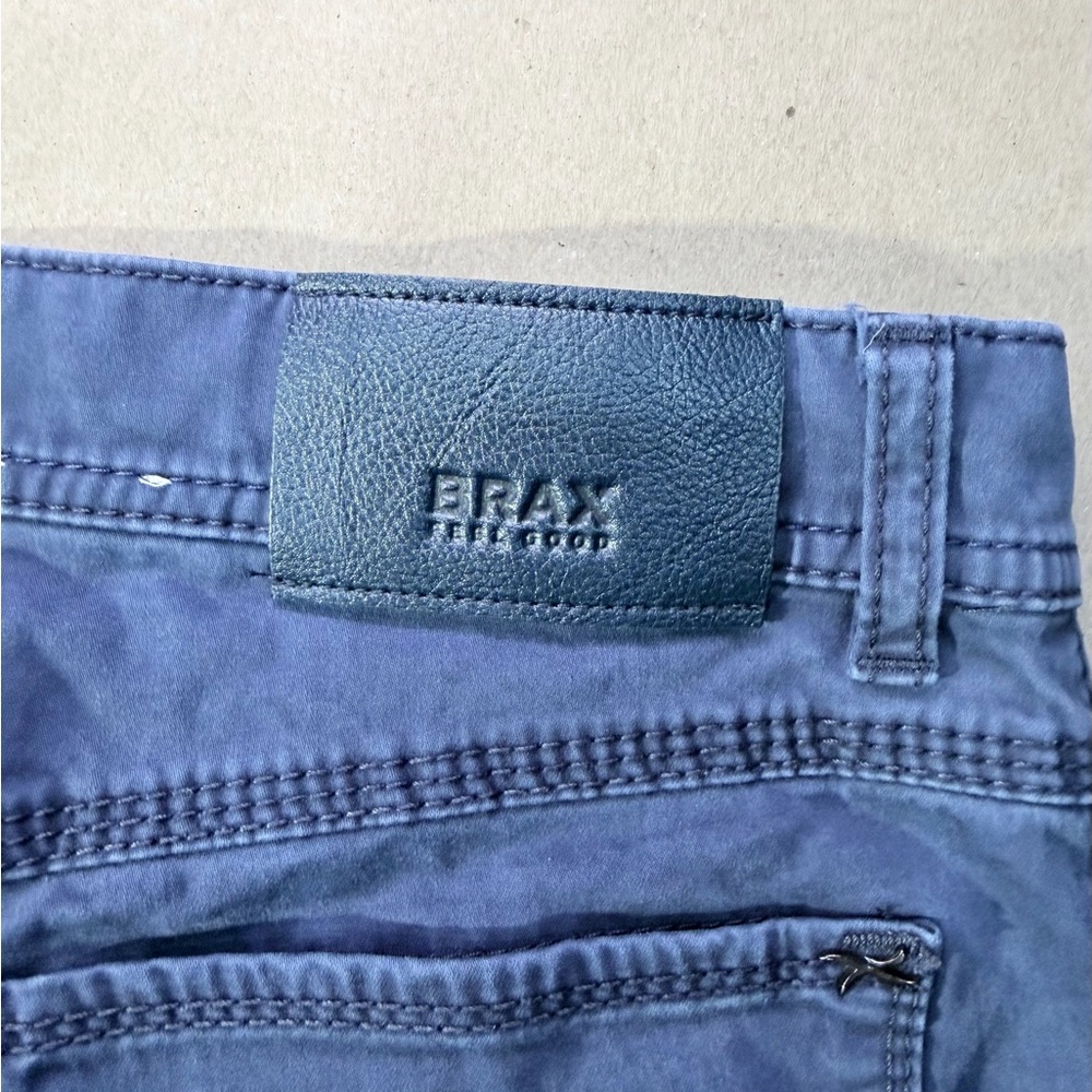 BRAX Cooper Fancy Pants Men’s 33x32 – Regular Fit Dark Blue Chino - Picture 4 of 8